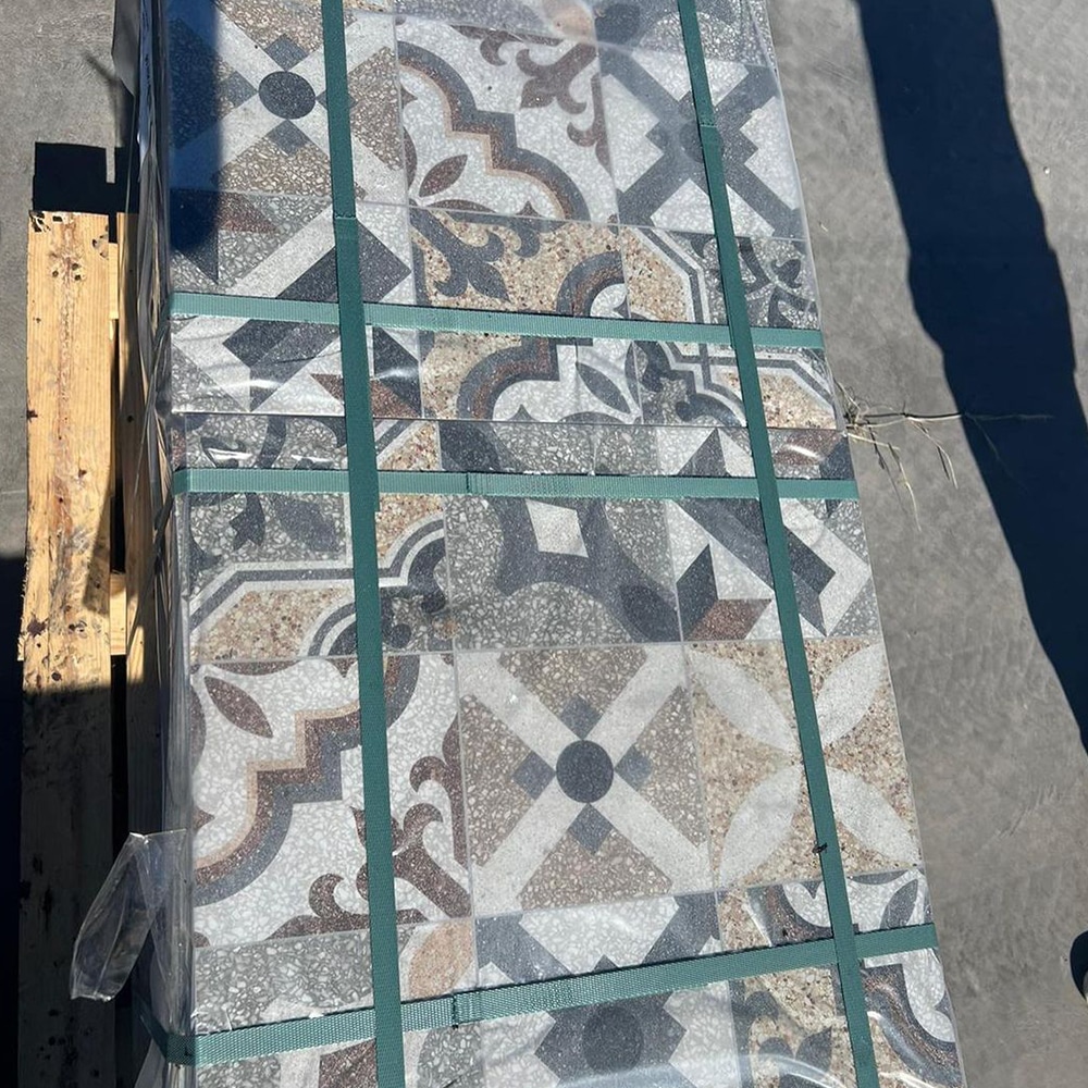 Palet Üstü Açık Iskarta Seramik 50×50